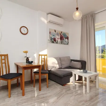 In Mit Eigenem Balkon * Baska (Krk)